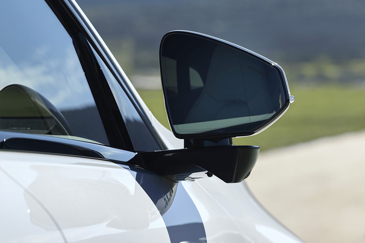 Polestar 4 safety features pictured