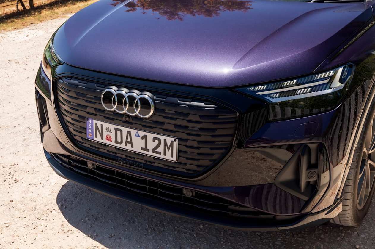 2025 Audi Q4 55 e-tron