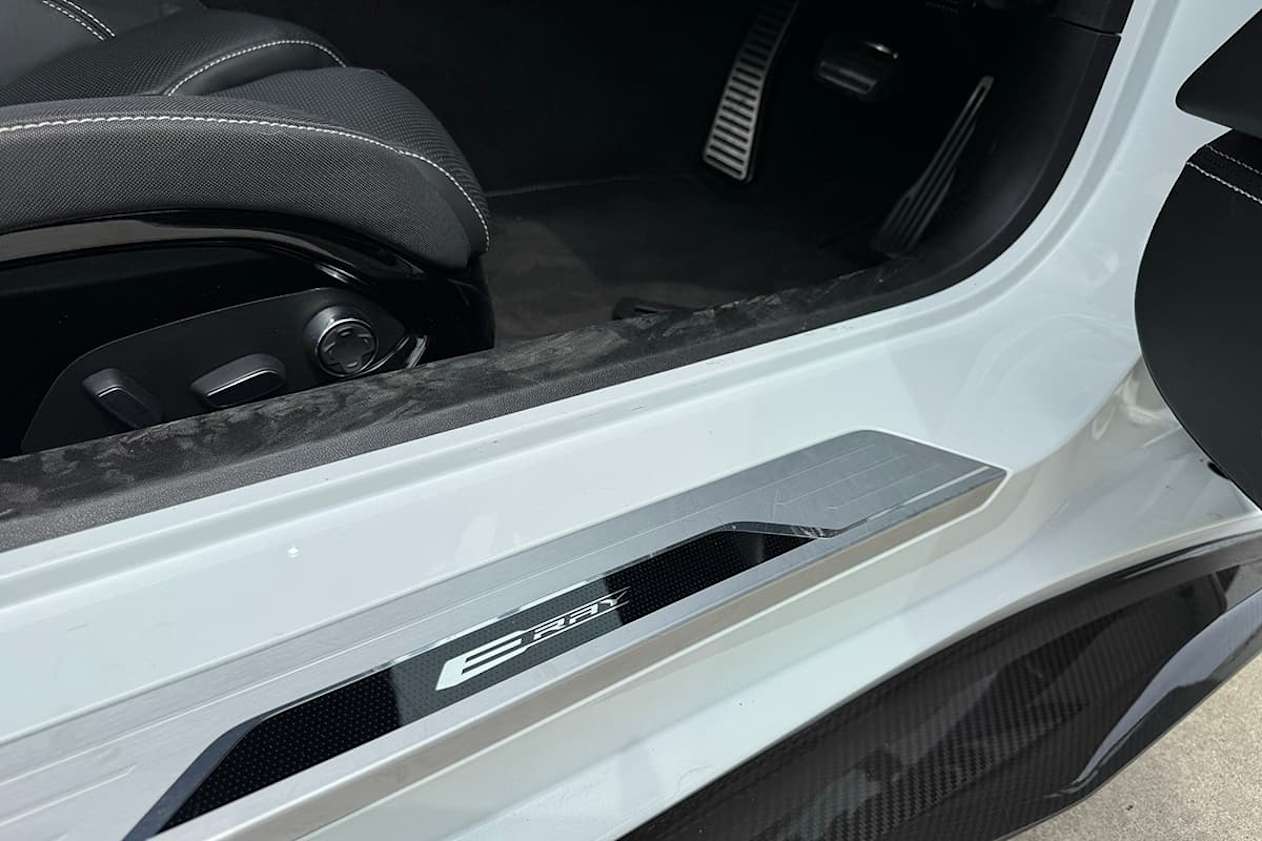 2025 Chevrolet Corvette E-Ray (image: Byron Mathioudakis)