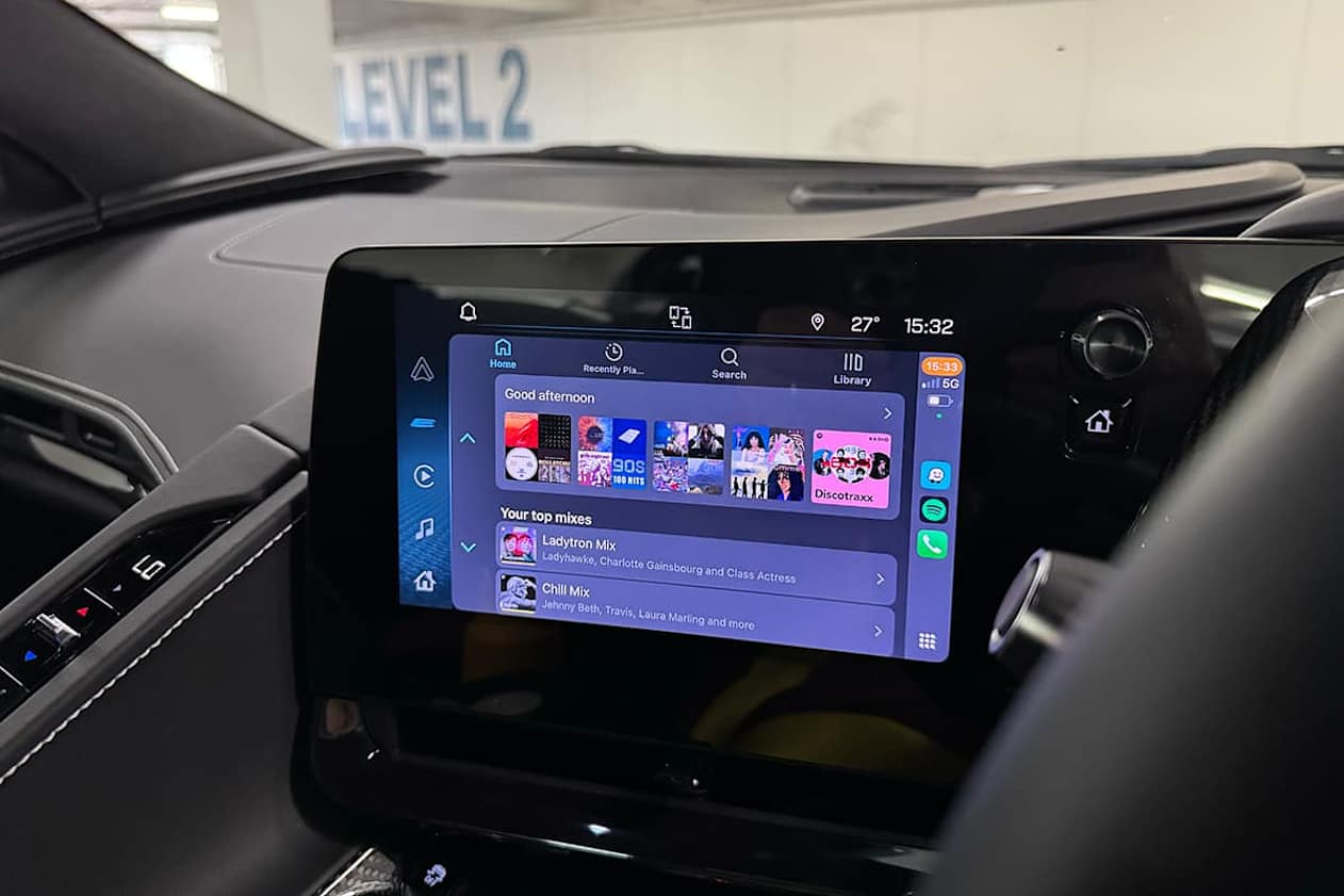 2025 Chevrolet Corvette E-Ray (image: Byron Mathioudakis)