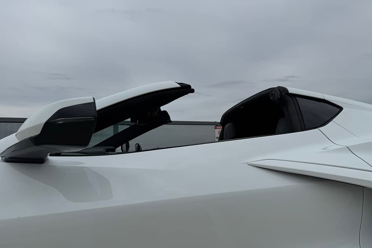 2025 Chevrolet Corvette E-Ray (image: Byron Mathioudakis)