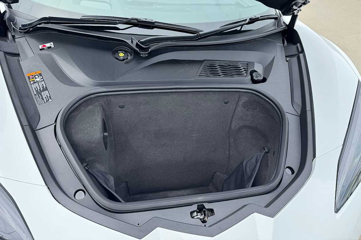 2025 Chevrolet Corvette E-Ray (image: Byron Mathioudakis)