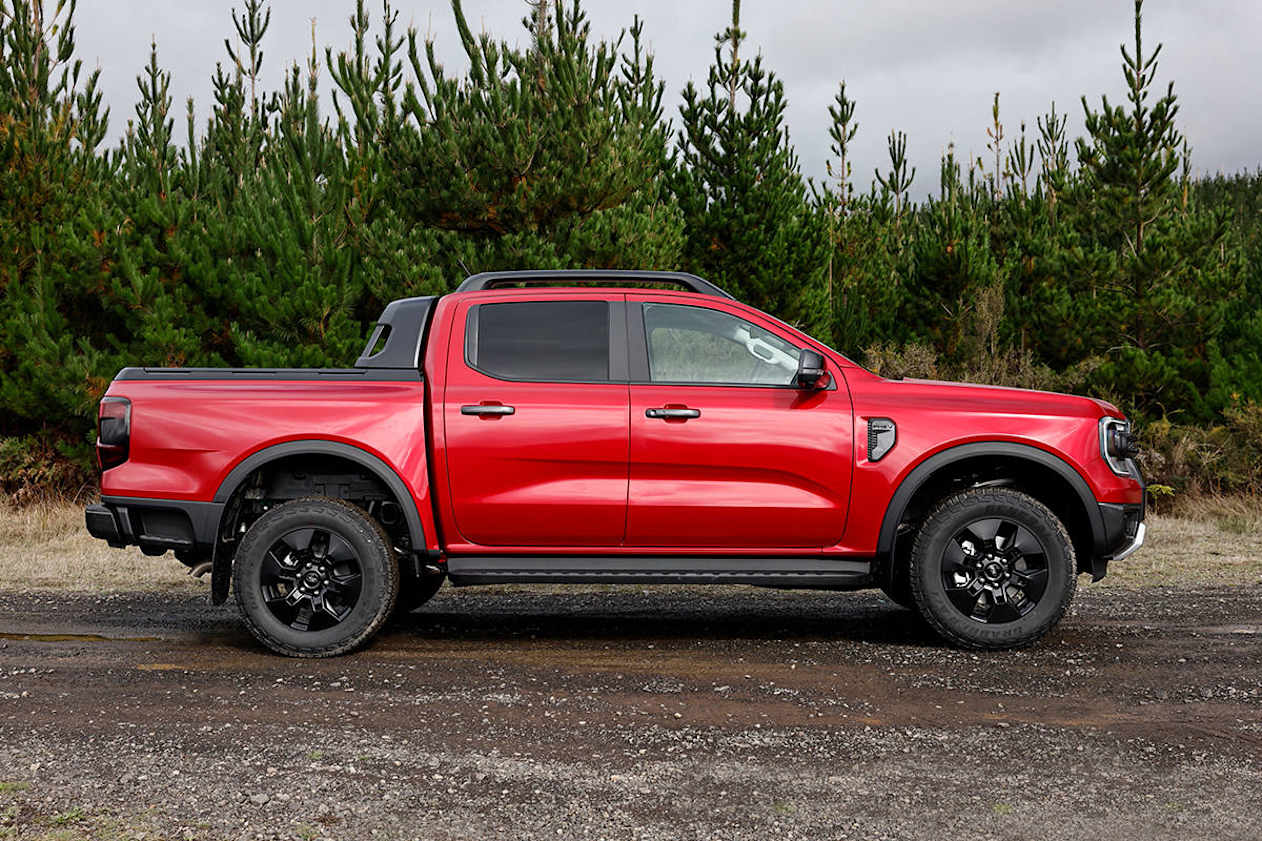 2025 Ford Ranger PHEV Sport