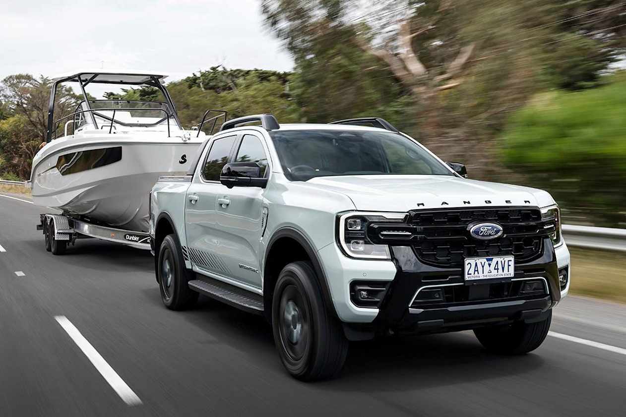 2025 Ford Ranger PHEV Stormtrak