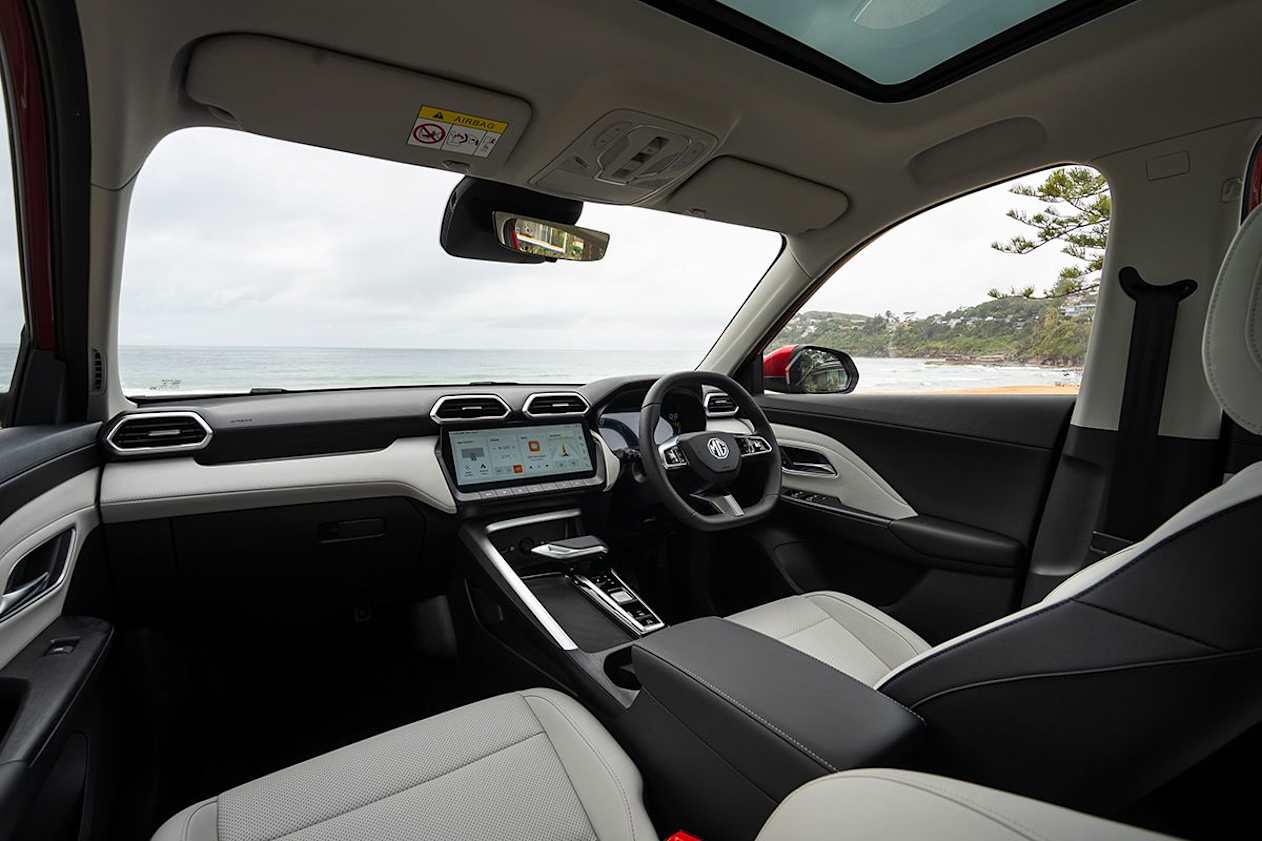 2025 MG ZS Hybrid+ Essence