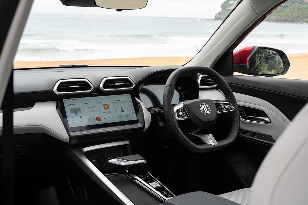 2025 MG ZS Hybrid+ Essence