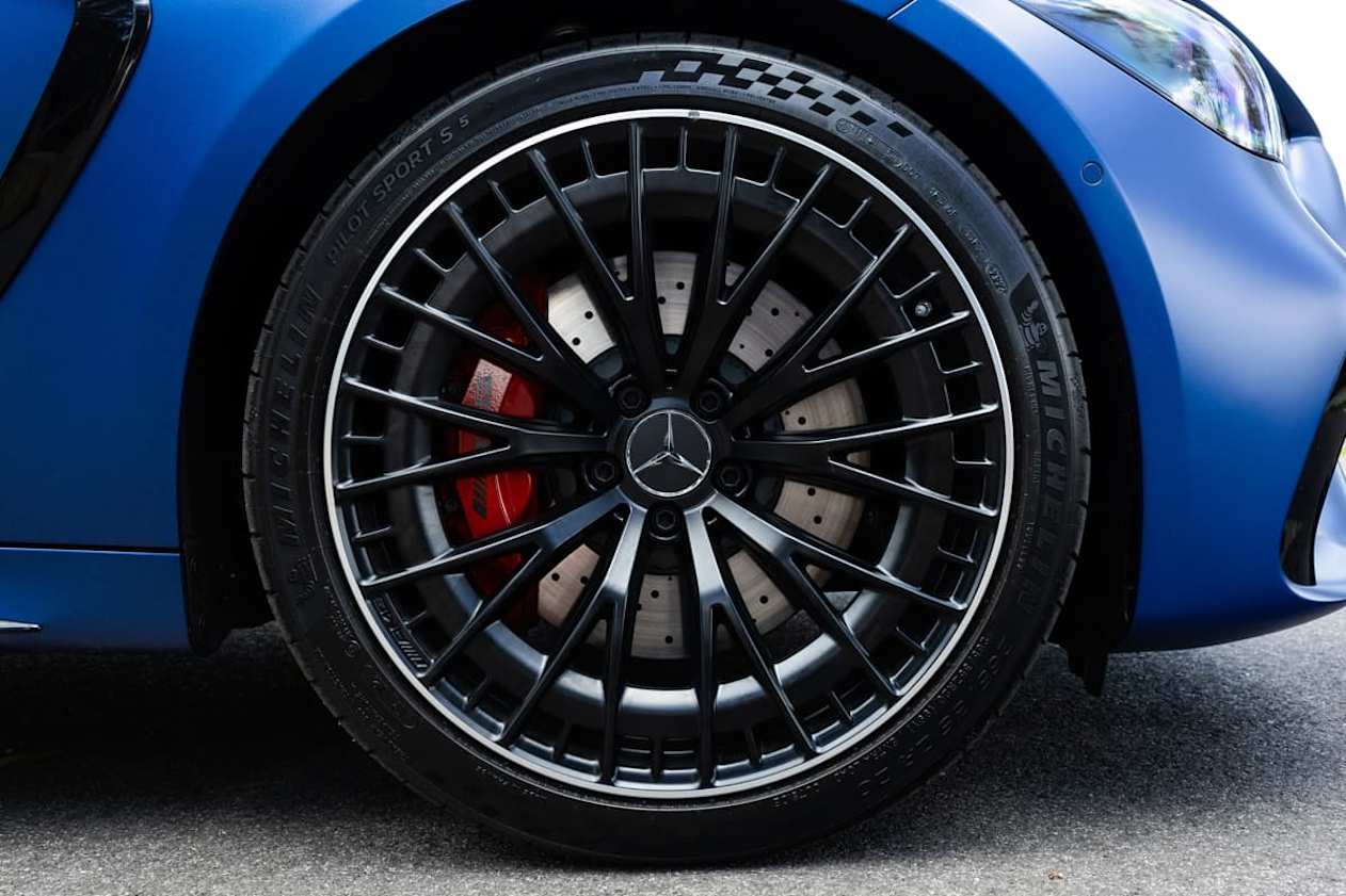 2025 Mercedes-AMG CLE 53.