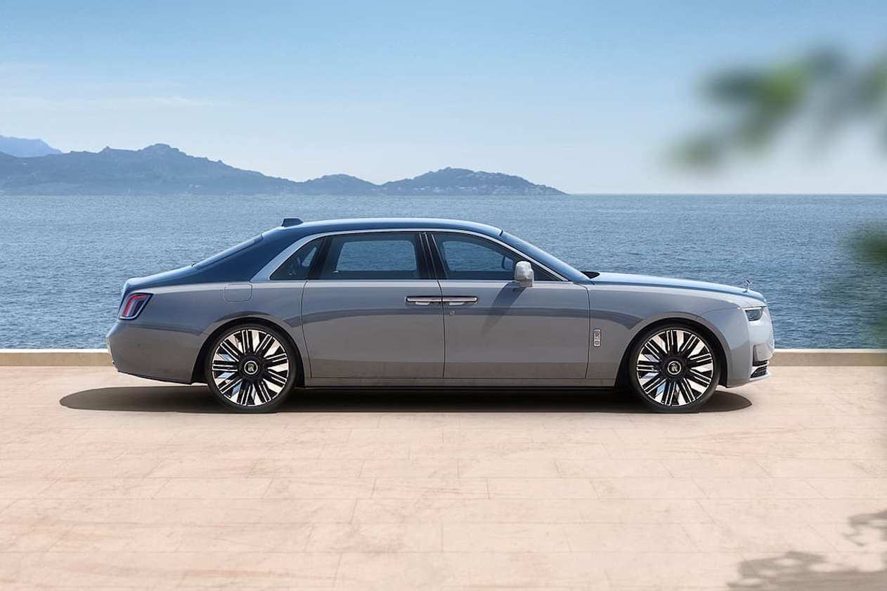 2025 Rolls-Royce Ghost Series II