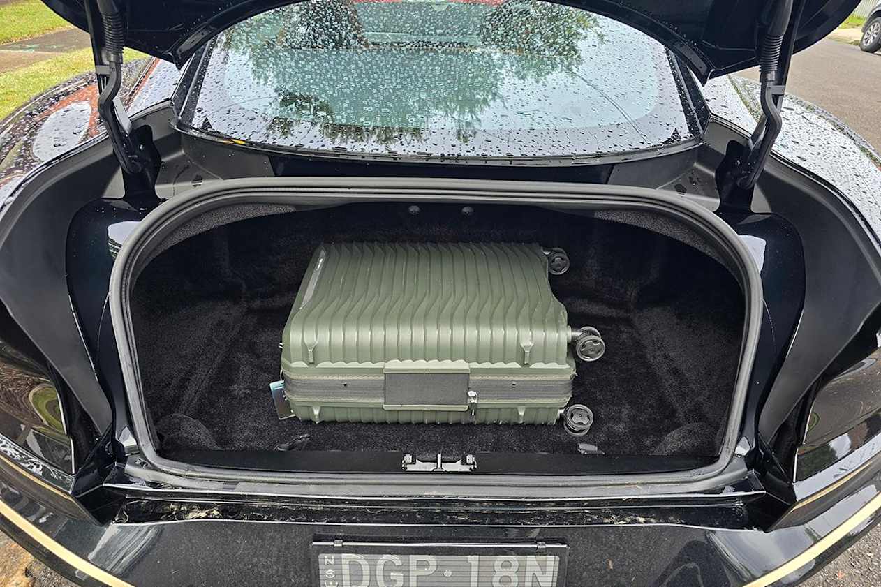 Aston Martin Vanquish boot space