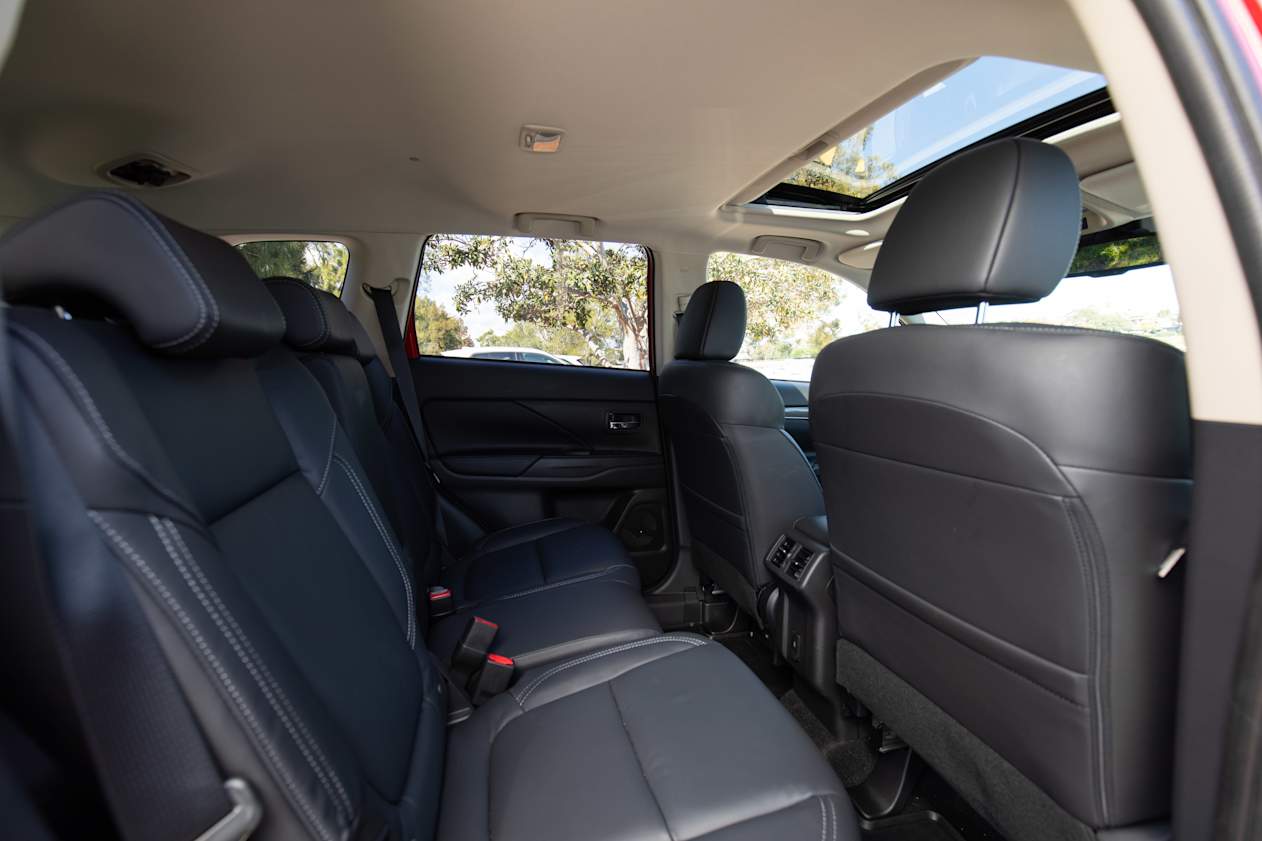 2020 Mitsubishi Outlander Exceed.