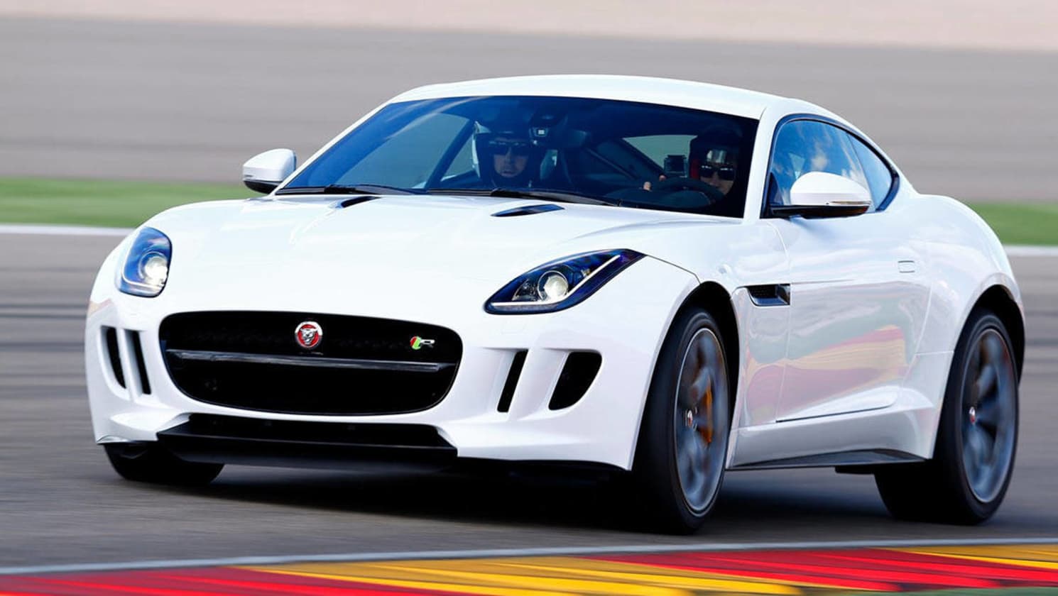 Jaguar F-Type Coupe R.