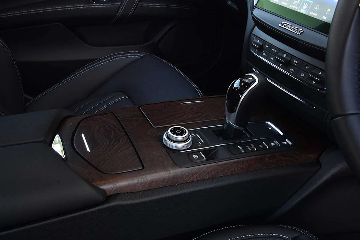 2017 Maserati Ghibli