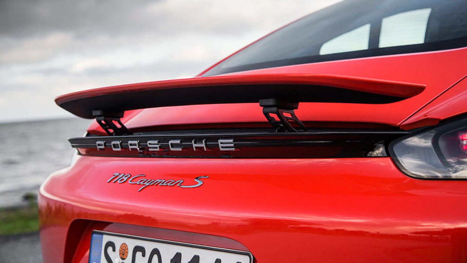 2016 Porsche 718 Cayman S.