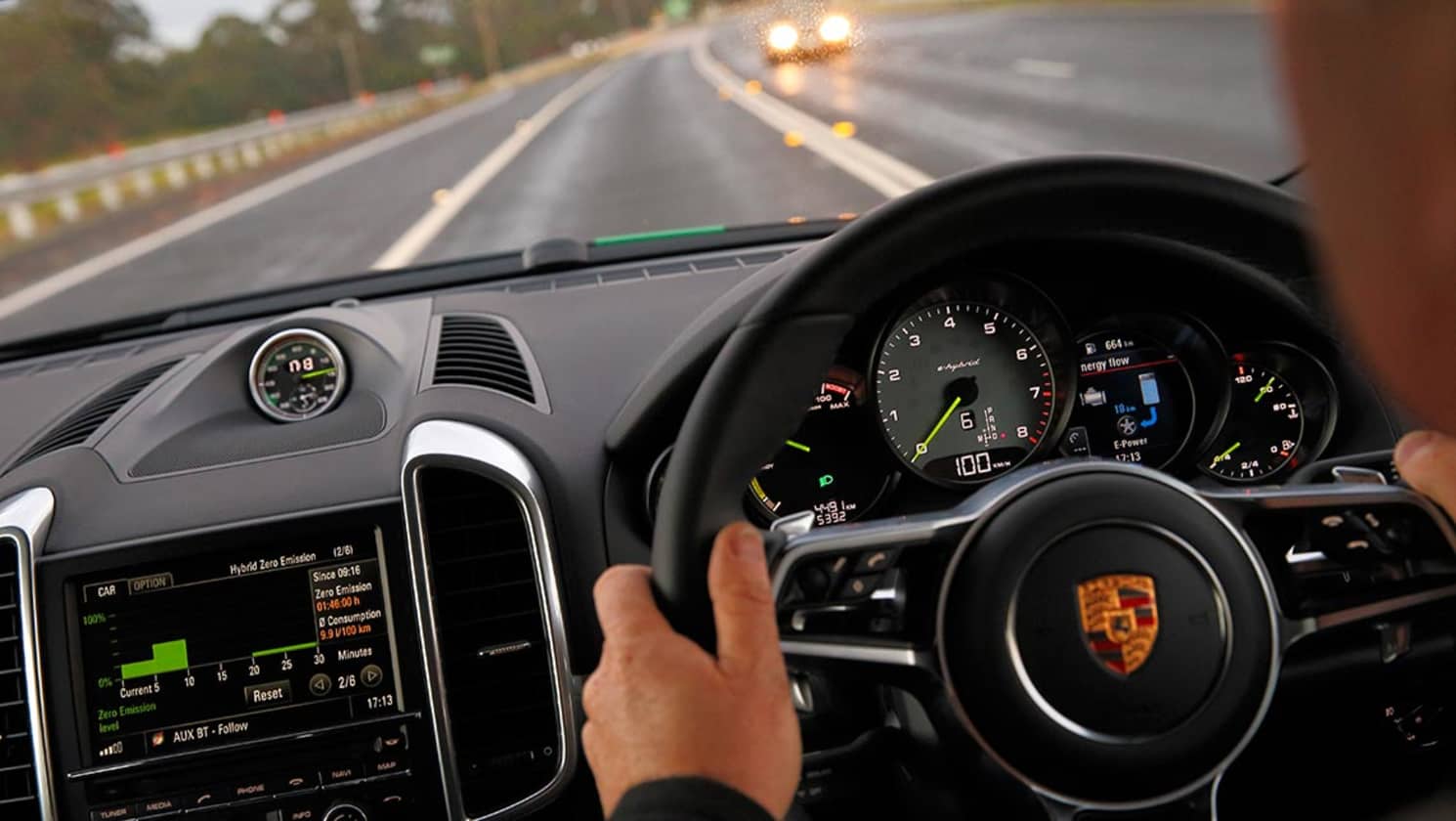 2015 Porsche Cayenne Hybrid