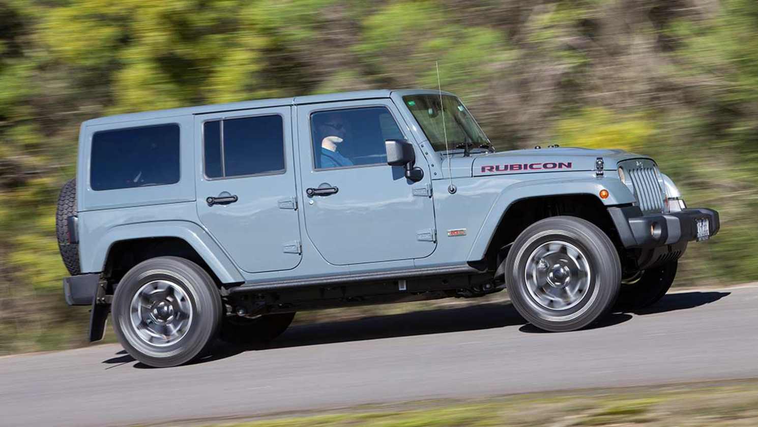 The 10th Anniversary Edition is available only with a petrol V6.