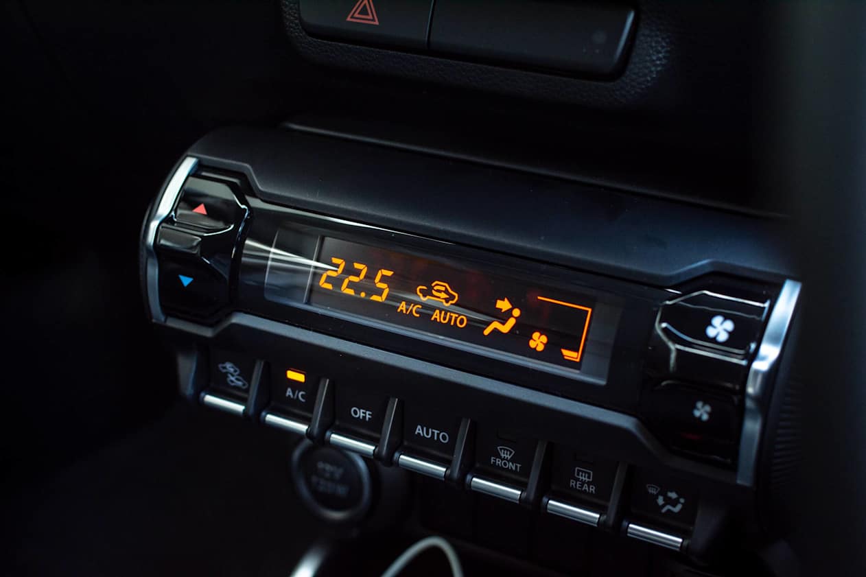 The GLX has single-zone climate control.