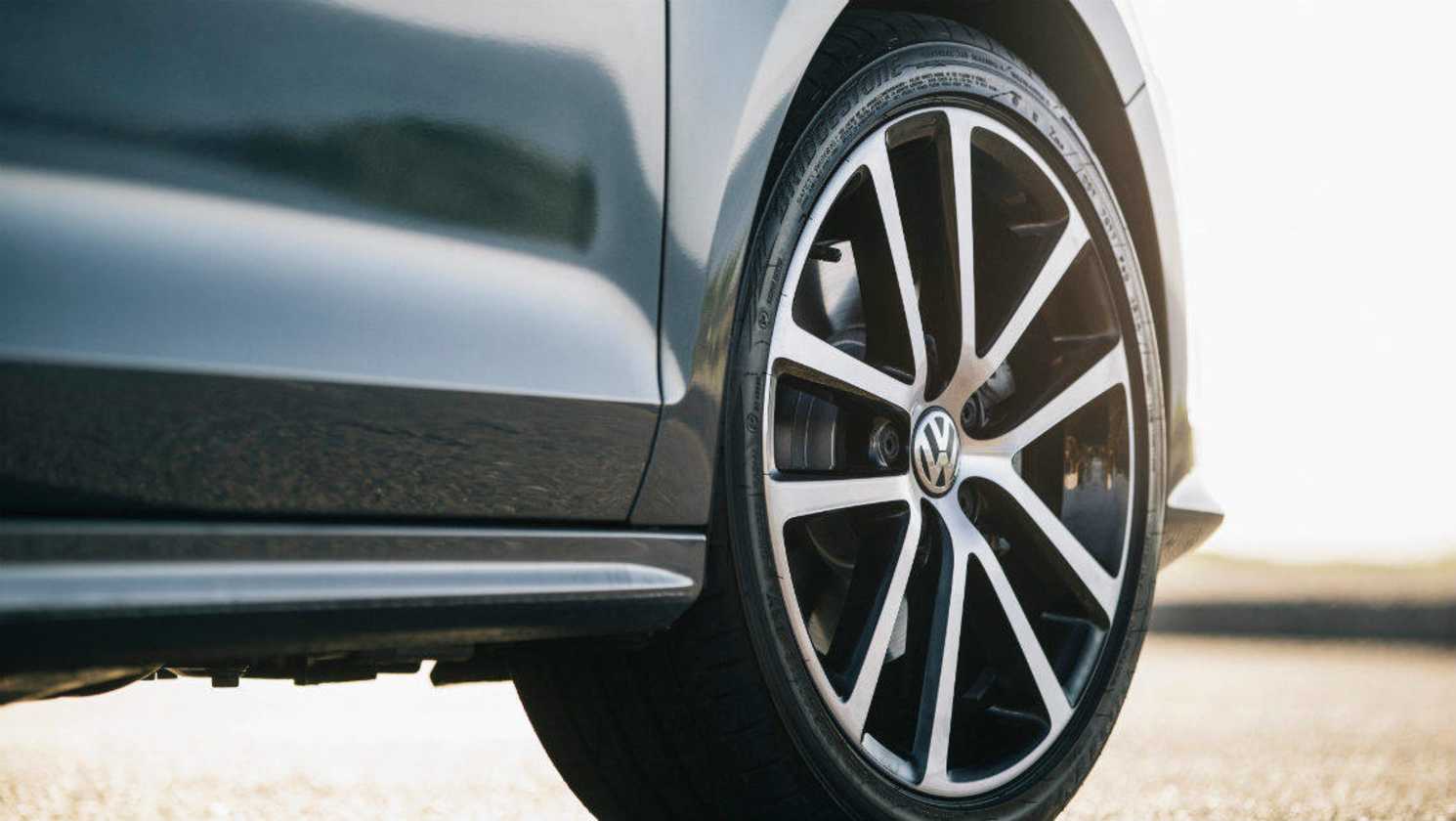 2015 Volkswagen Jetta Highline Sport