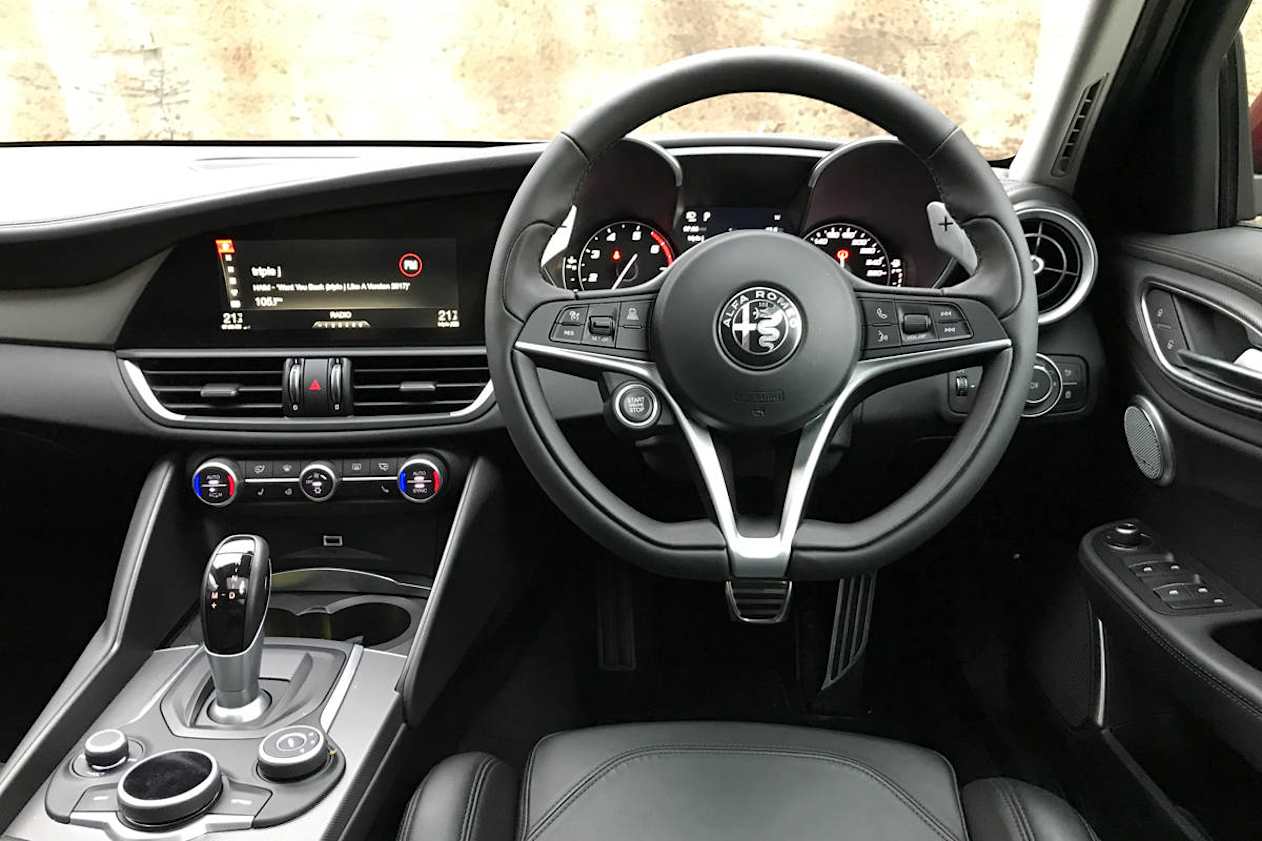 We like the wheel-mounted starter button.