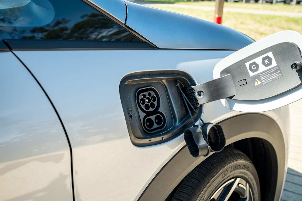 Official energy consumption for the Premium grade Dolphin as-tested is 14.2kWh/100km. (Image: Tom White)