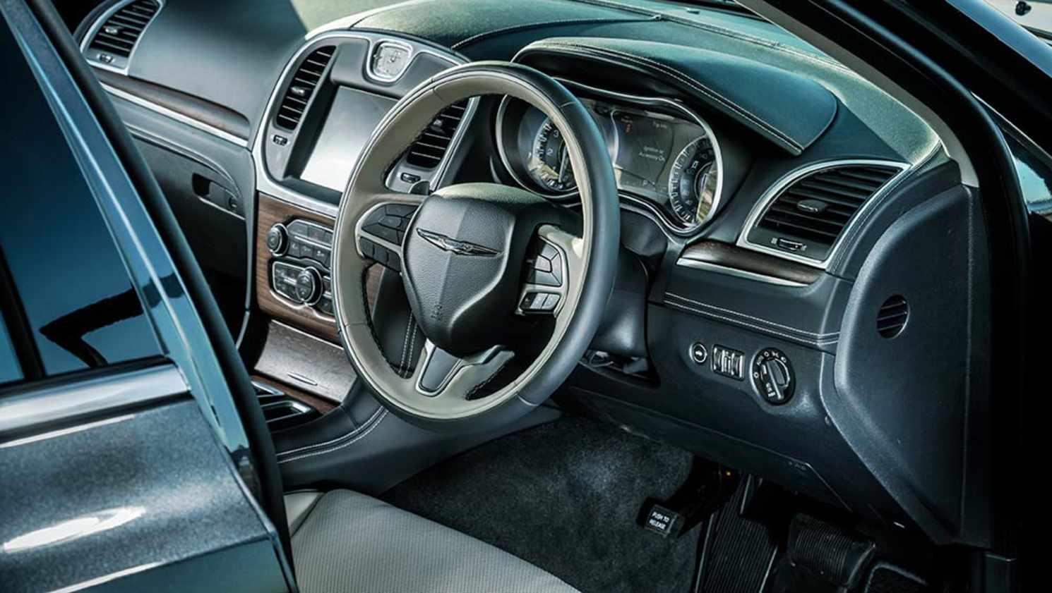 2015 Chrysler 300C
