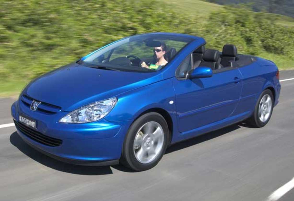 2004 Peugeot 307 CC convertible