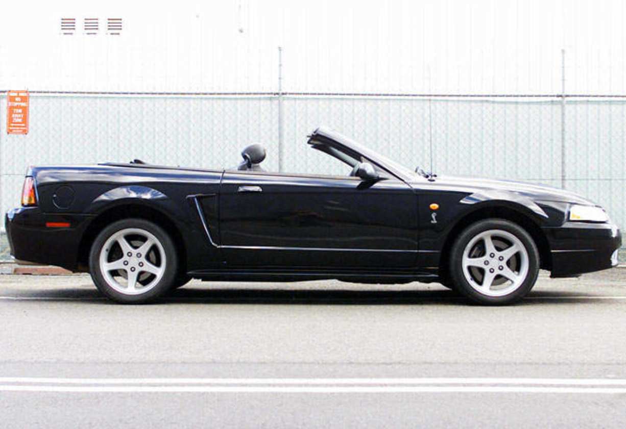 2001 Ford Mustang