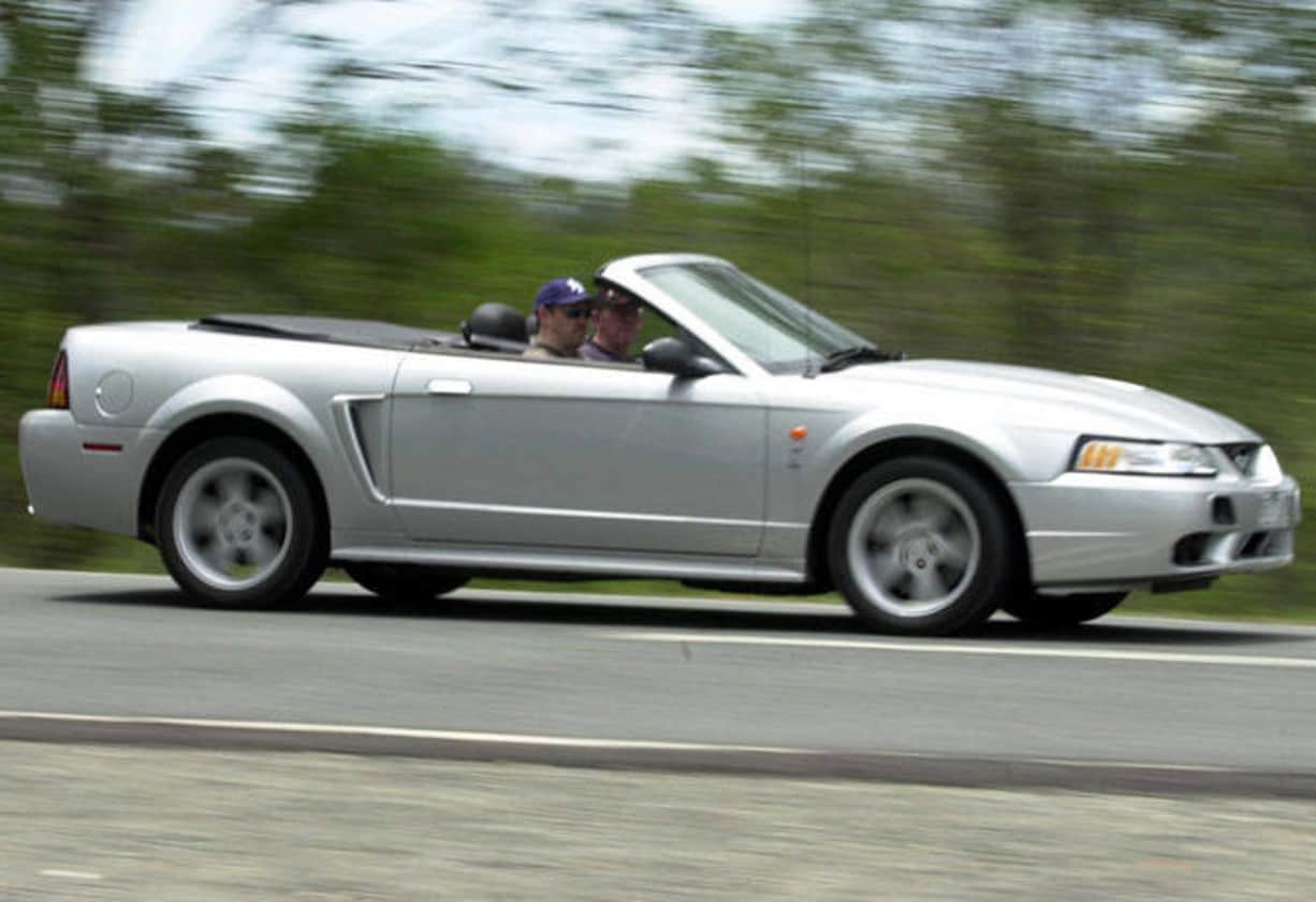 2001 Ford Mustang