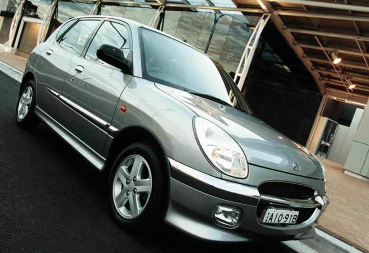 2000 Daihatsu Sirion GTvi