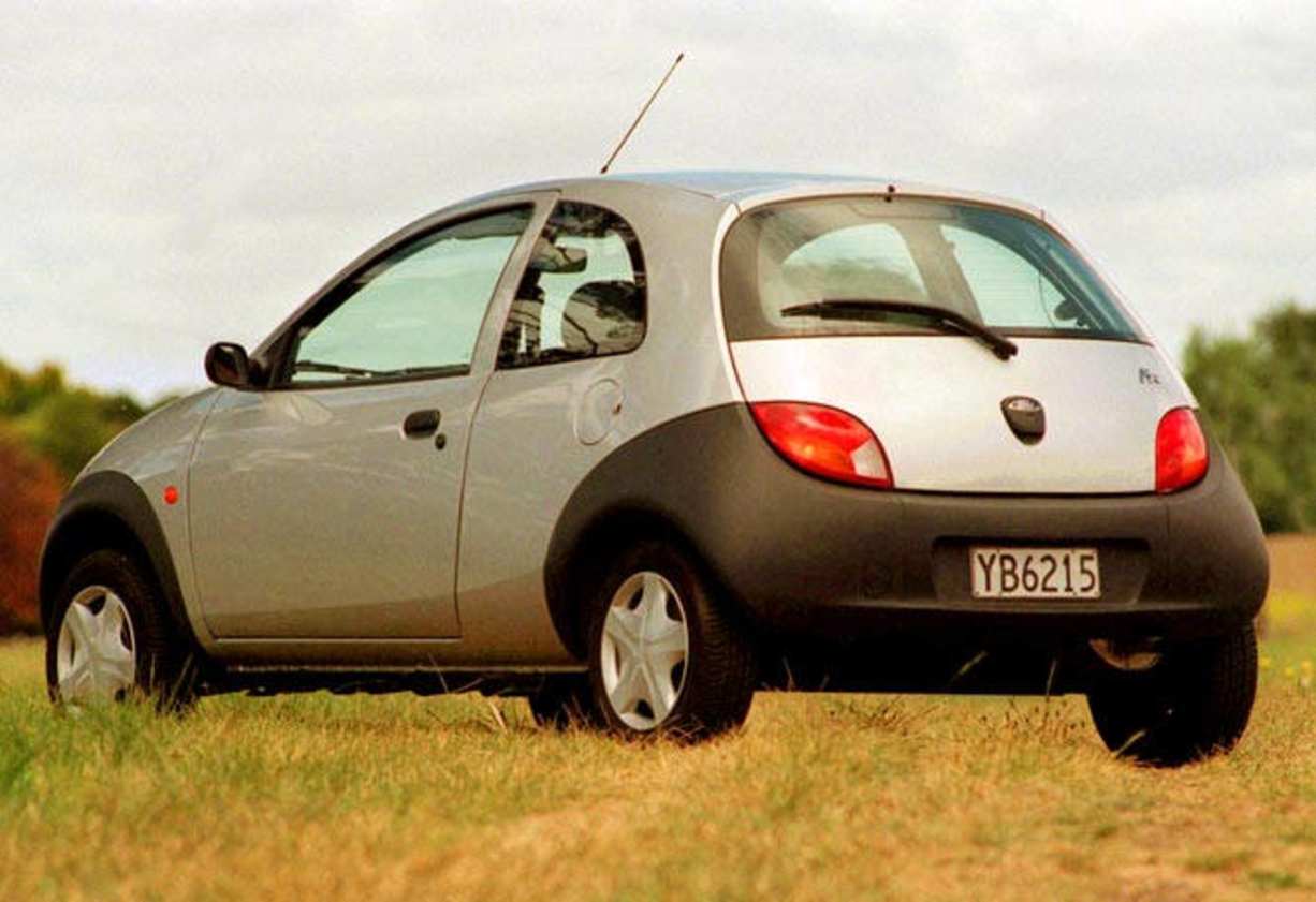 2000 Ford KA