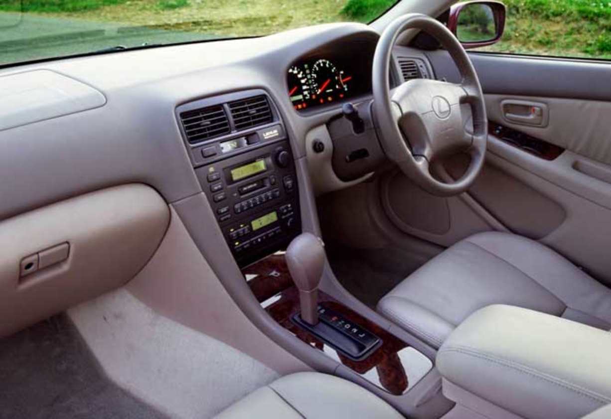 1997 Lexus ES300