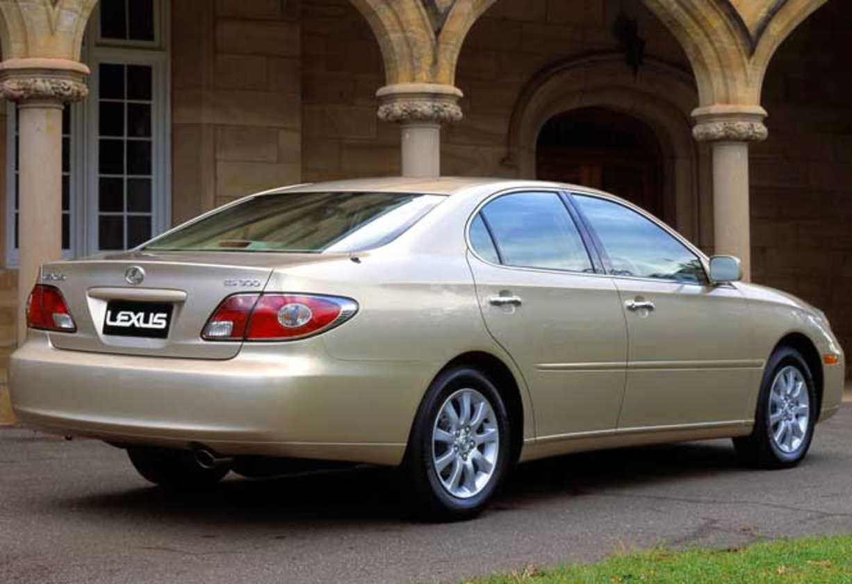 2001 Lexus ES300