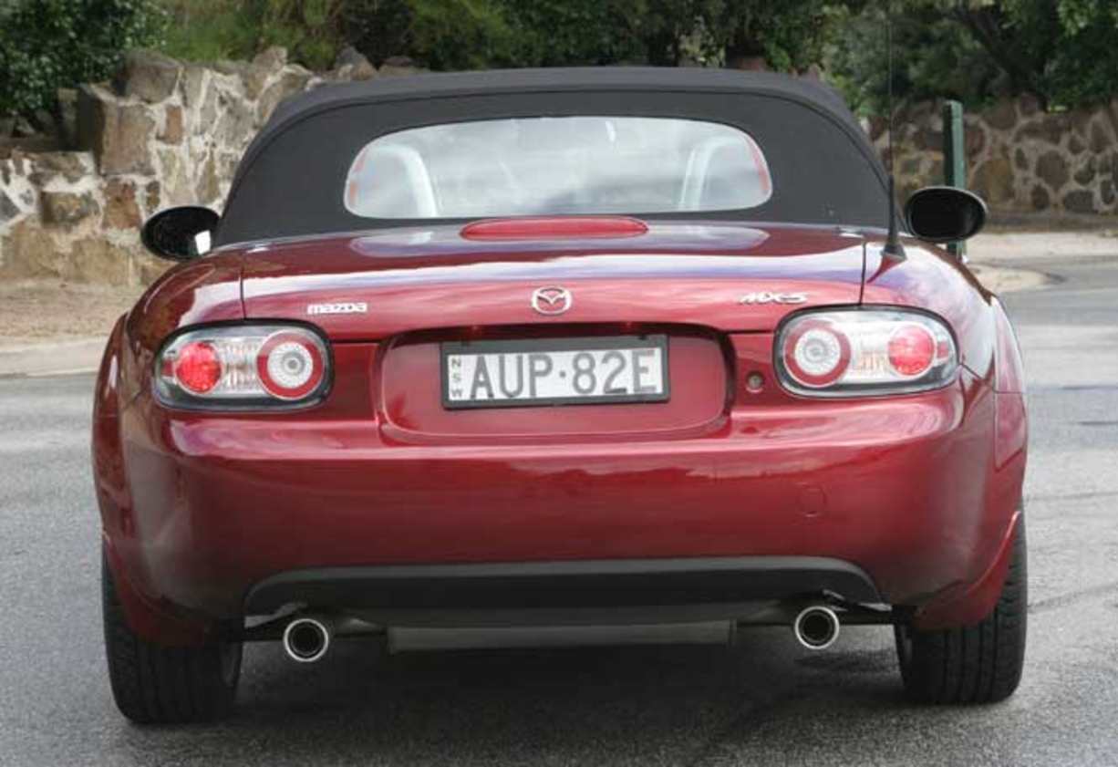 2005 Mazda MX5