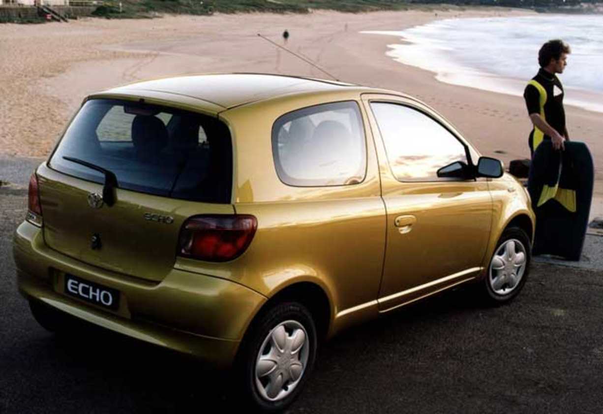 Used Toyota Echo 1999-2003 Review | CarsGuide