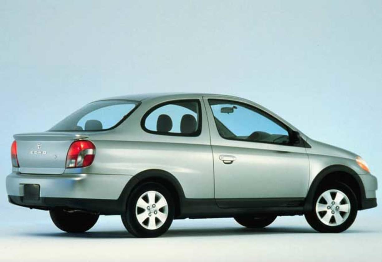 1999 Toyota Echo sedan