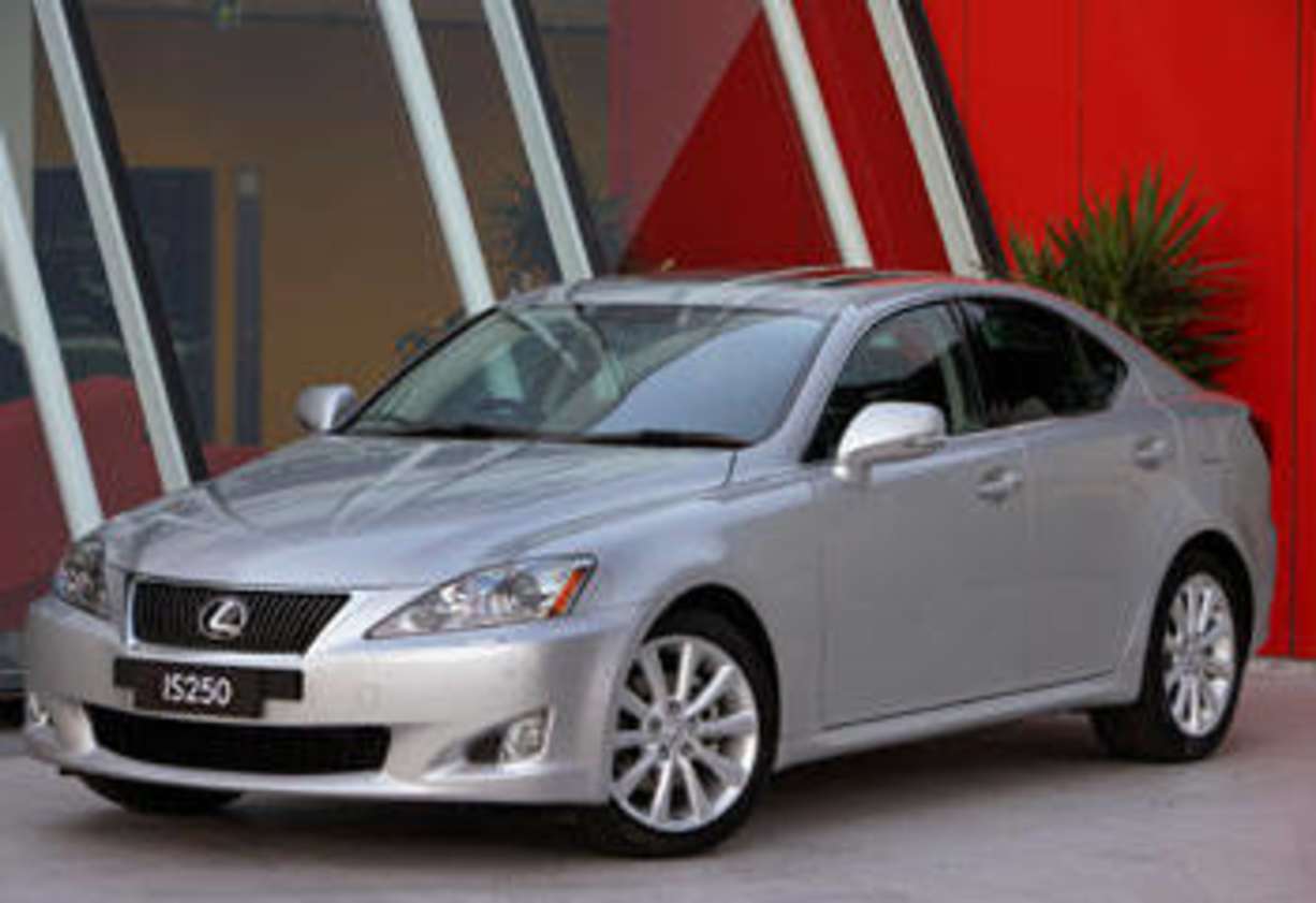 Lexus IS250