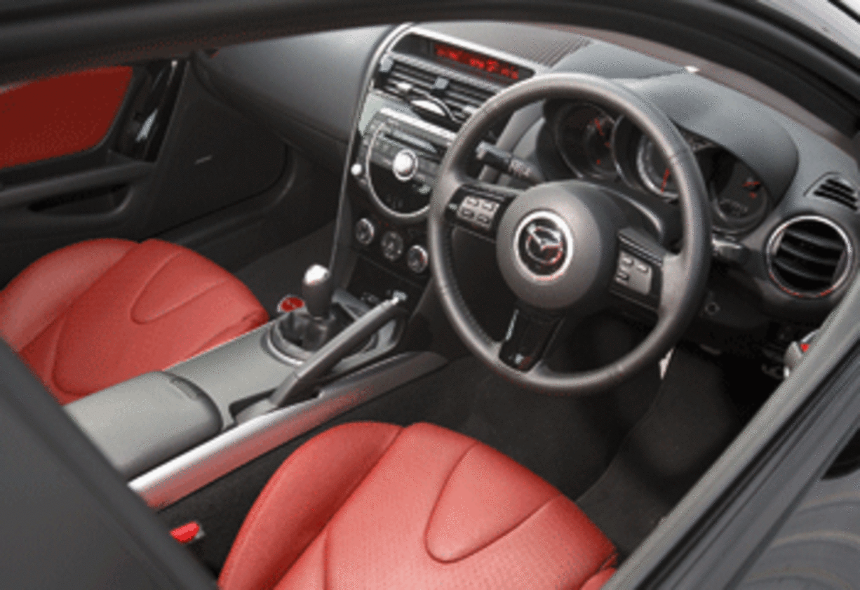 Mazda RX8 Luxury.