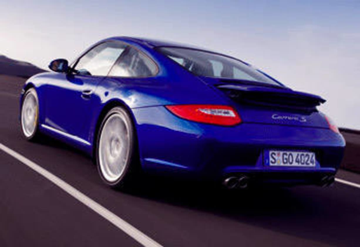 2009 Porsche 911.