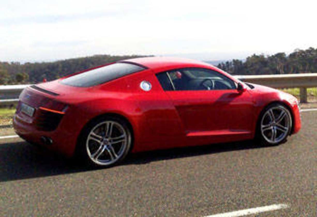 女の子向けプレゼント集結 Audi R8 2008 review | CarsGuide ミニカー