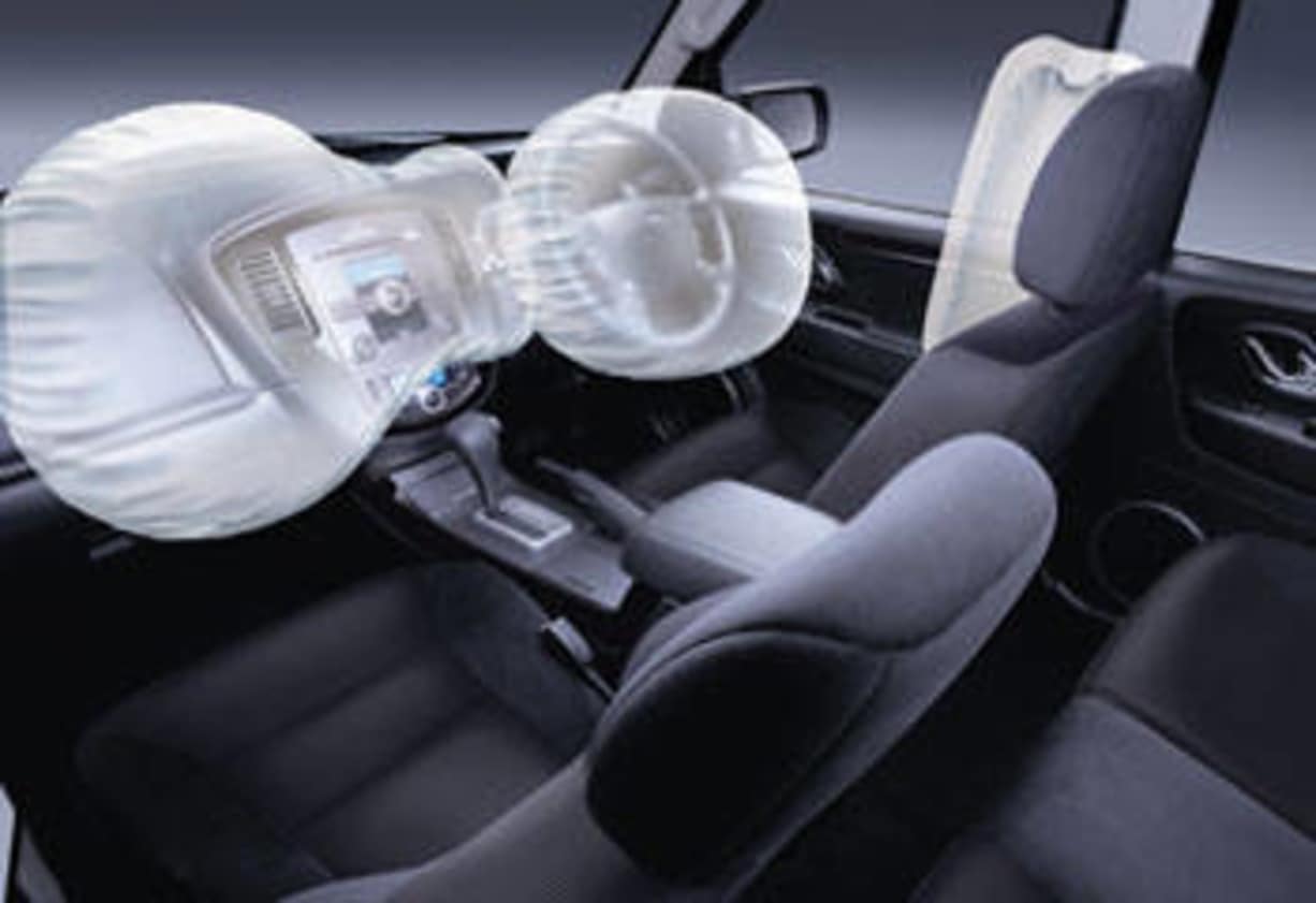 Safety is still a priority with the Escape providing the driver as well as front passenger side/head thorax airbags.
