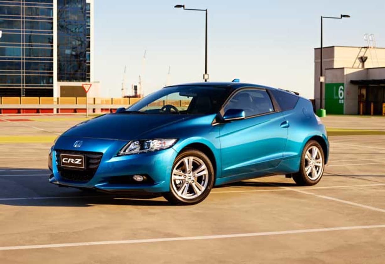 The CVT loses 7Nm of torque, but it&#039;s a cleaner, more economical trannie and lets the car emit 111g of CO2 per km, (118g n the manual) and uses an average 4.7litres/100km (5.3 man). Piano switches on the dash let the driver choose between Sport, Normal an