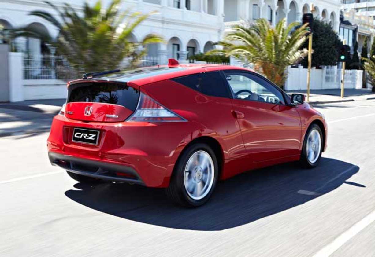 It has lots of technical innovation, a choice of three driving styles, five-star safety, great economy and, with the company&#039;s `blue skies for our children&#039; commitment, it won&#039;t harm the planet. An aggressive snoot, daytime running lights, a low raked roo