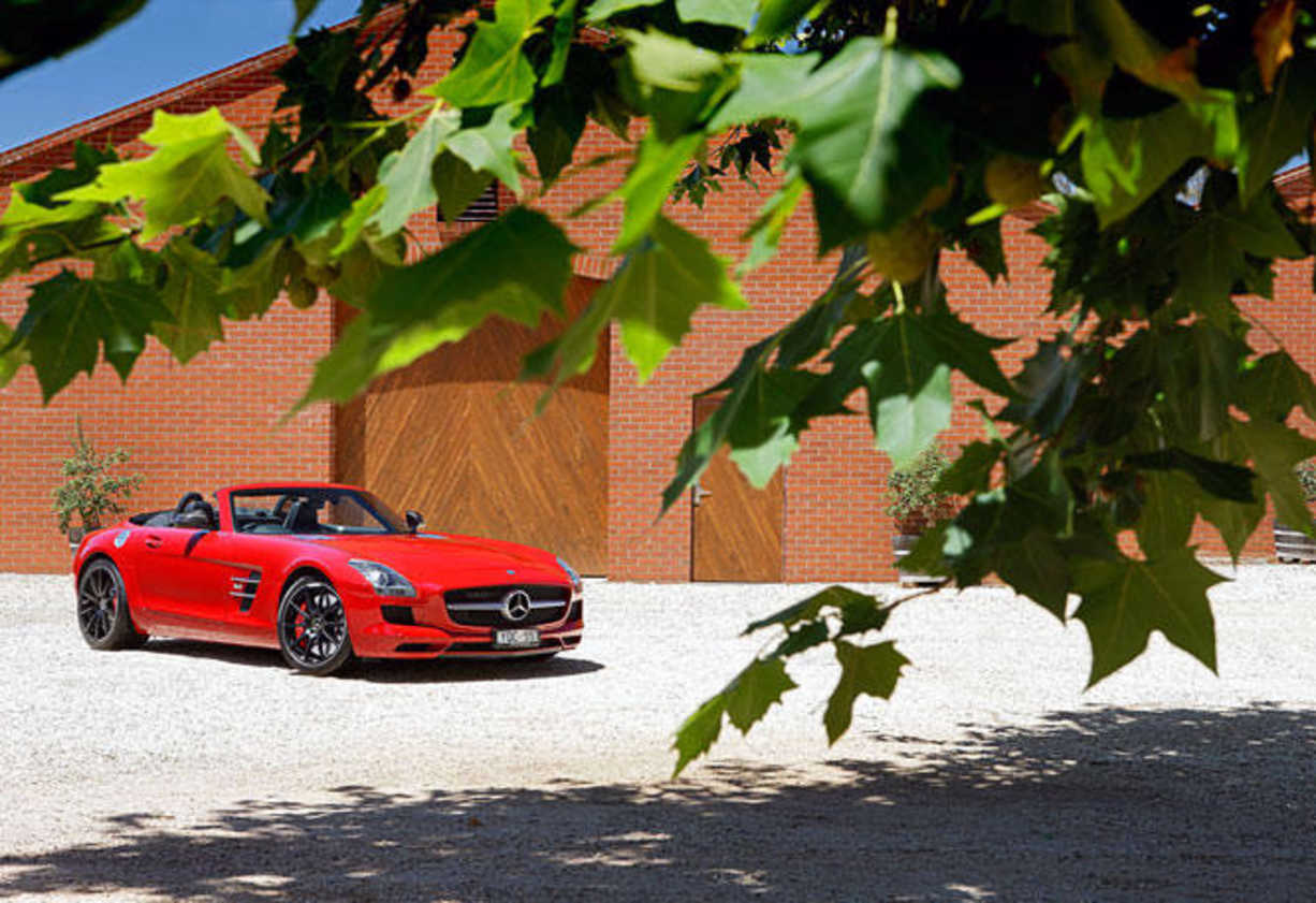 The drive is stunning. It&#039;s incredibly broad and muscular, filling the road with its riveting road presence. Punch the accelerator and thing roars to life, cannoning forward with a power and grace bellying its 1660kg.