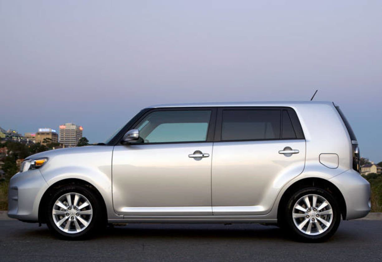 Toyota Rukus 2010