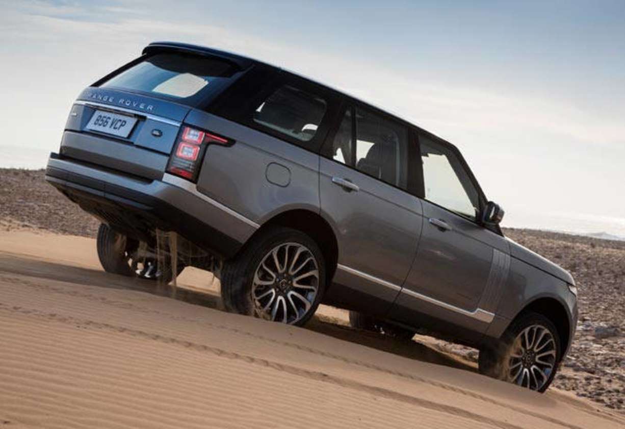 The V8 models also pick up a lean control system that uses hydraulics to adjust the stiffness of the front and rear stabiliser bars and reduce head-toss on uneven surfaces.