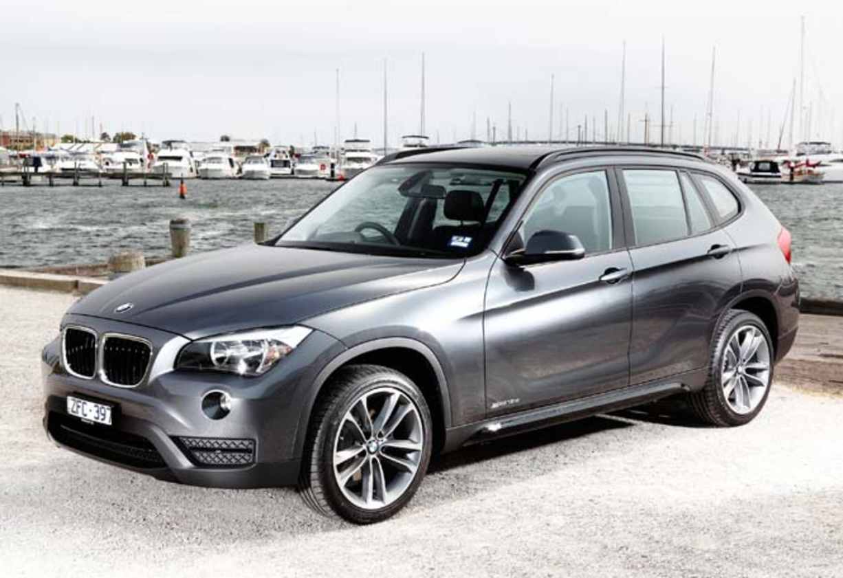 The entry X1 18d is powered by a 2.0-litre diesel engine that delivers 105kW/320Nm and will do 9.6 seconds to 100km/h.