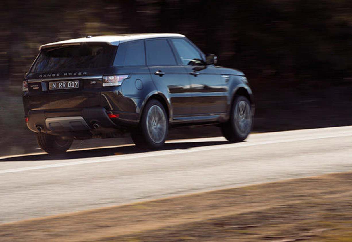 Longer than its predecessor at 4.8m, it&#039;s still shorter than comparable SUVs and most of the big luxury sedans it&#039;s going to blow away sales wise.