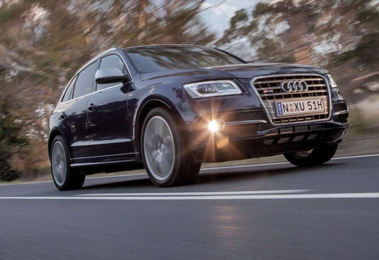 Taut suspension rocks the occupants over road undulations … that’s the price buyers pay for this much stability around corners.