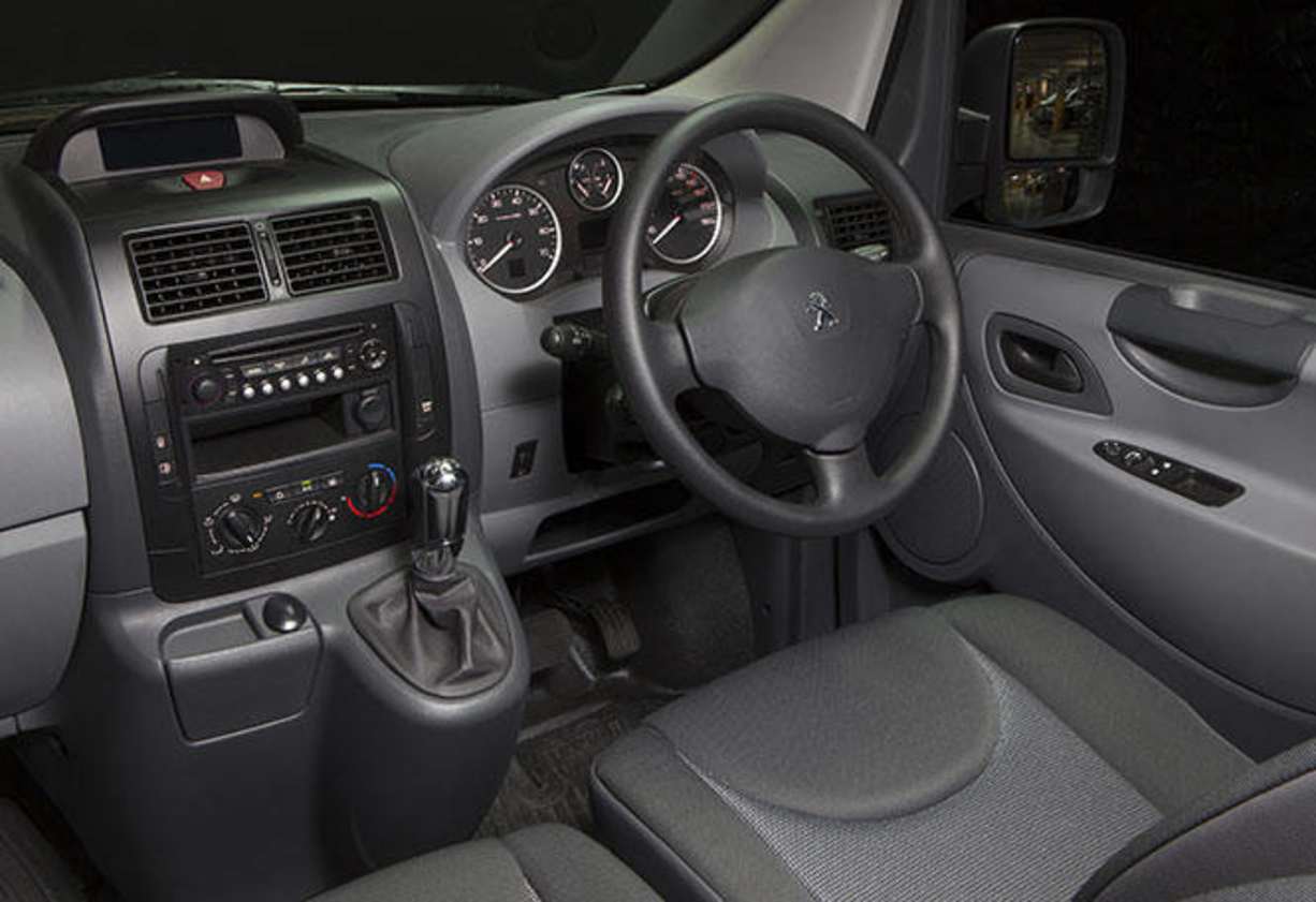 Remote central locking is fitted as well as remote cargo space unlock and remote fuel flap locking. There&#039;s a driver protection barrier behind the seat and three pews in the widish cabin.