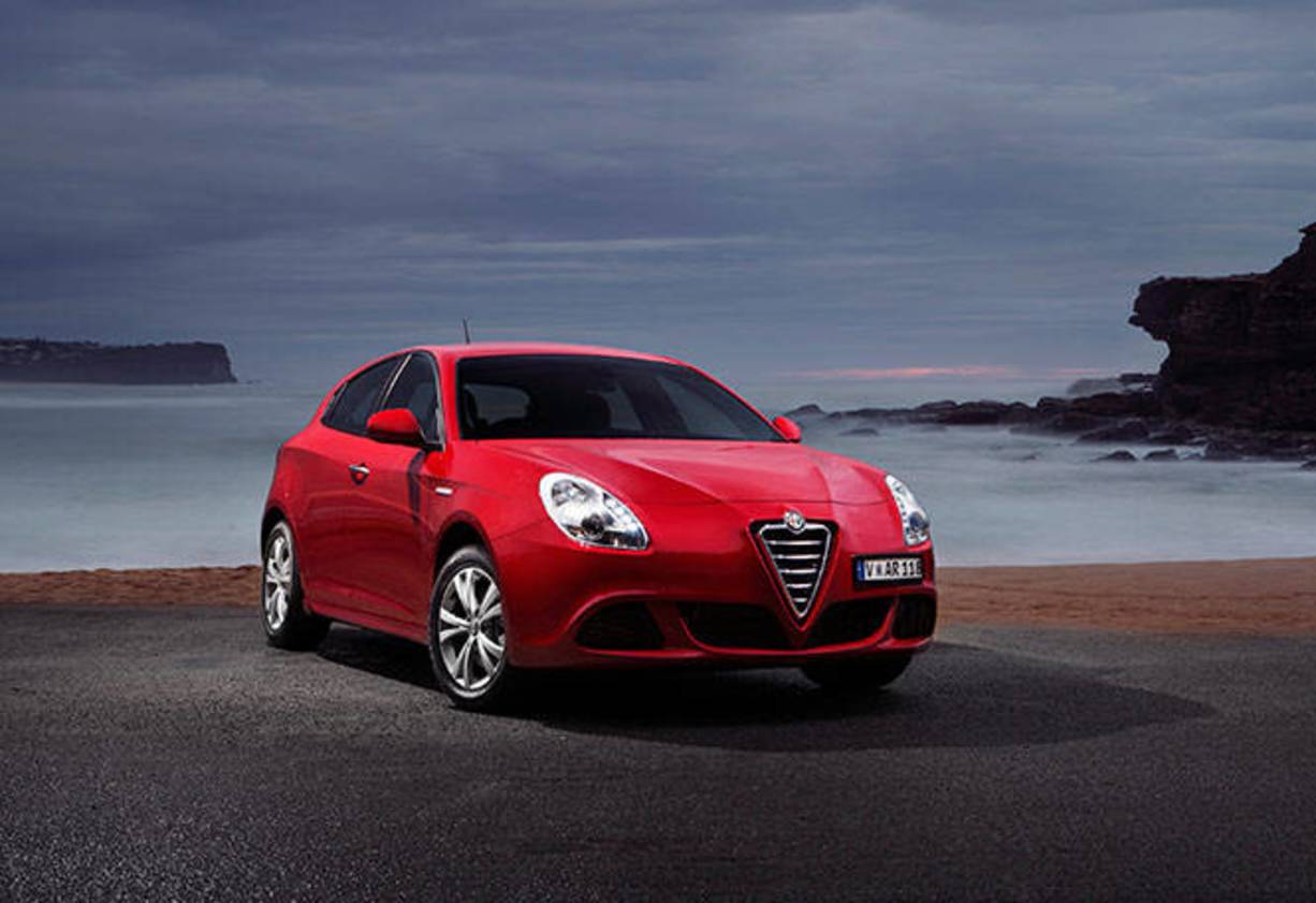 It has quick, well weighted steering, supple but controlled suspension and good brakes.