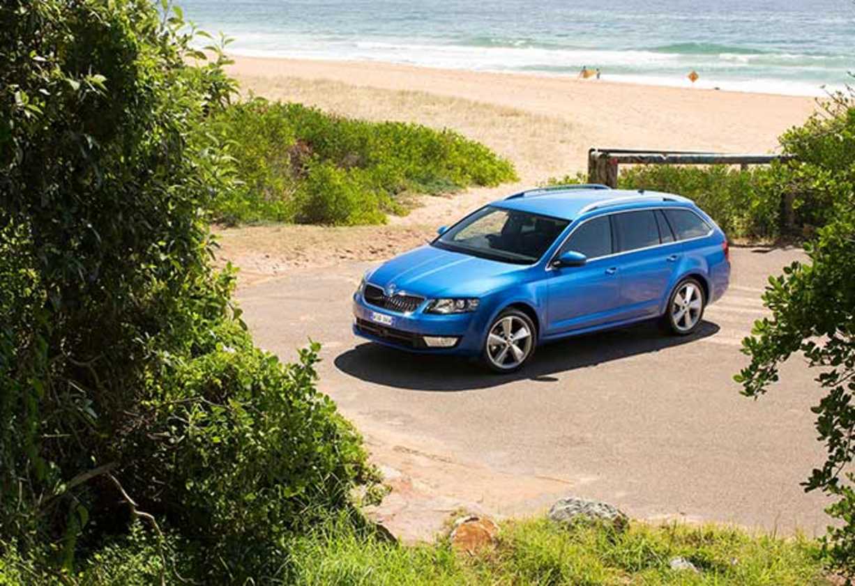 The 1.4 litre produces 103kW and 250Nm of torque from 1500rpm, still impressive figures from such a small engine. Combined fuel economy is listed at 5.2l/100km and emissions of just 121g/km and you can have either a six-speed manual or seven-speed DSG.